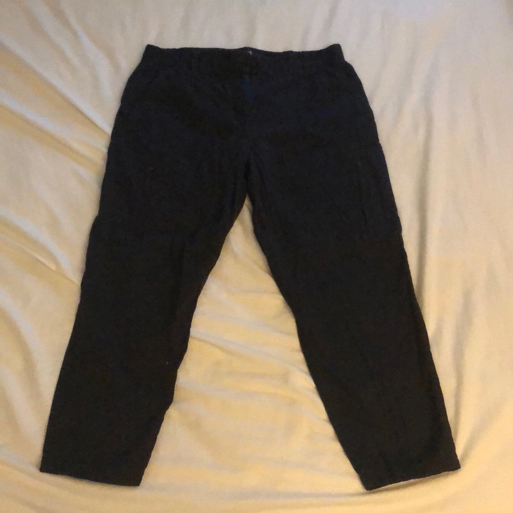 Ann Taylor loft navy pants. Size 6